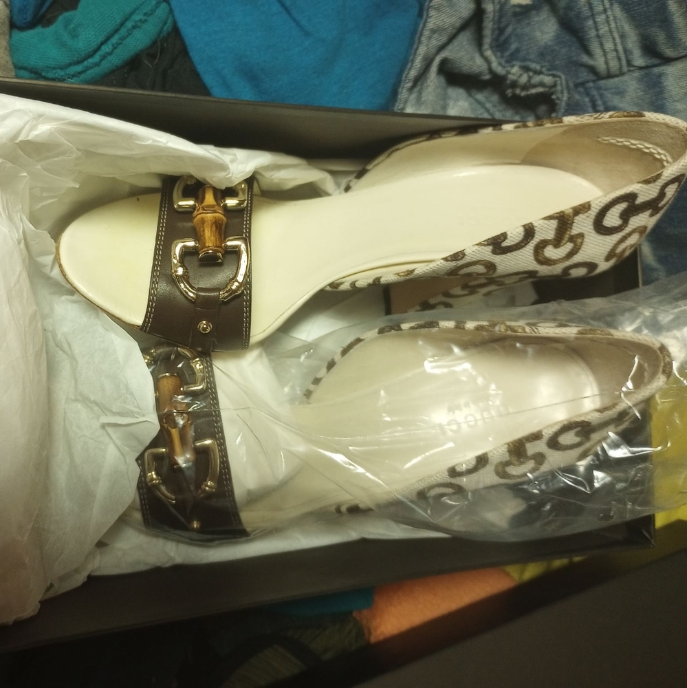 Gucci Horsebit Canvas heels